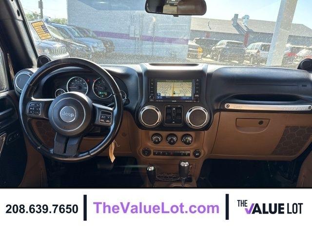 Jeep Wrangler Unlimited  2011