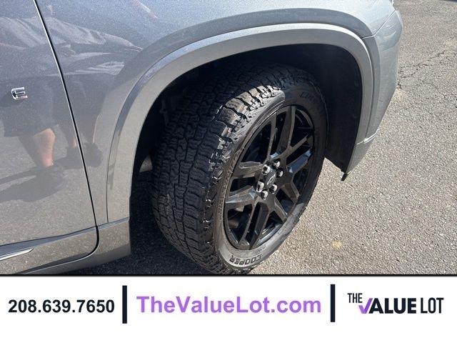 Chevrolet Traverse  2021