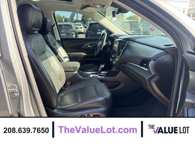 Chevrolet Traverse  2021