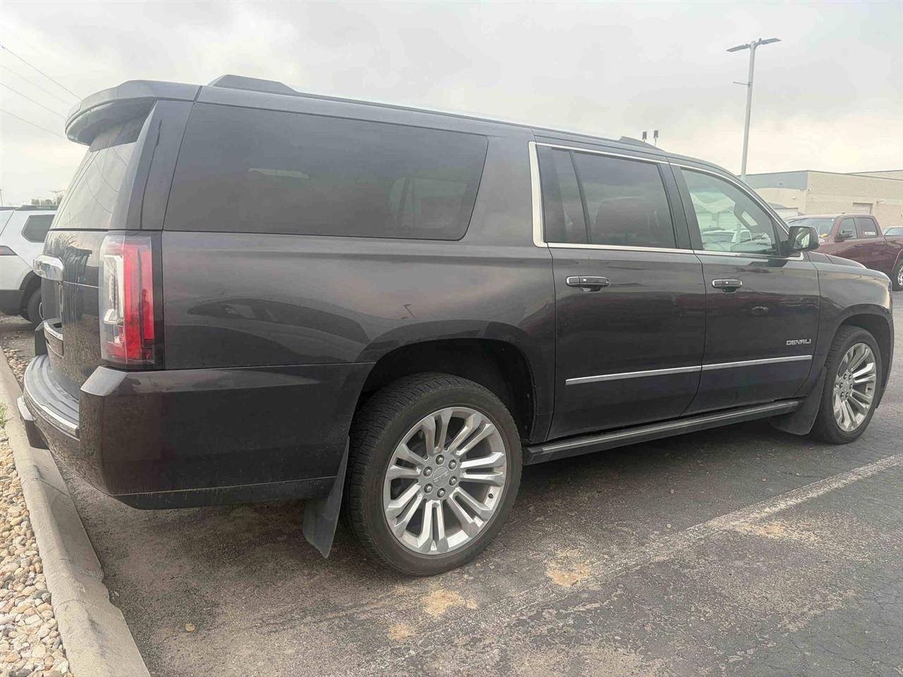 GMC Yukon XL  2018
