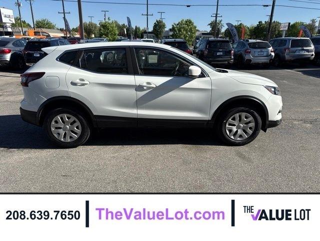 Nissan Rogue Sport  2020