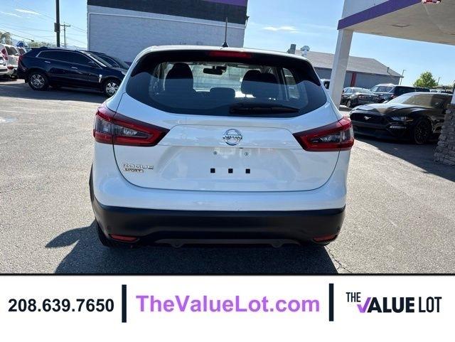 Nissan Rogue Sport  2020