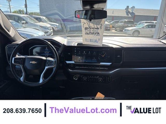 Chevrolet Silverado 1500  2023
