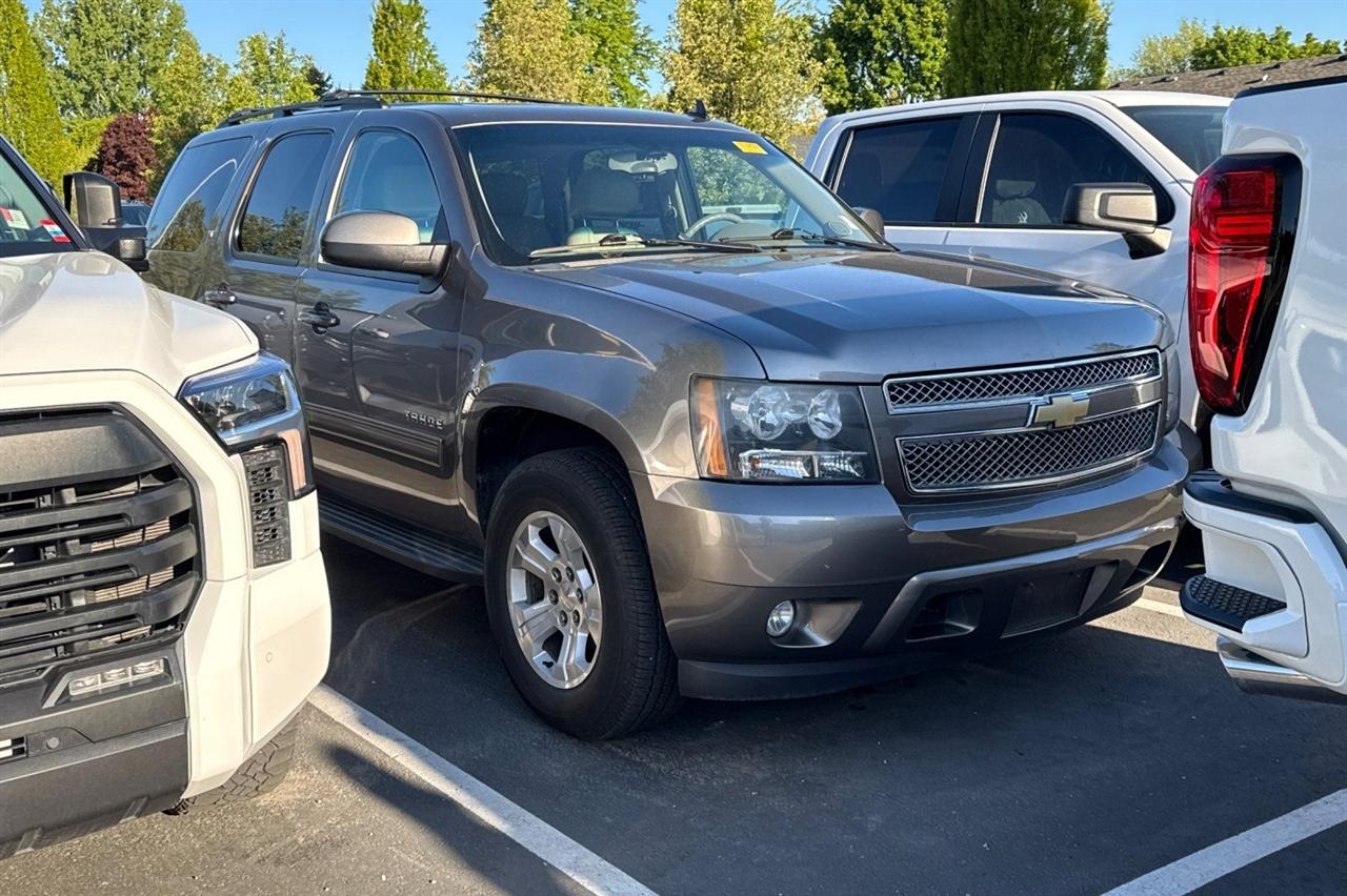 Chevrolet Tahoe  2011