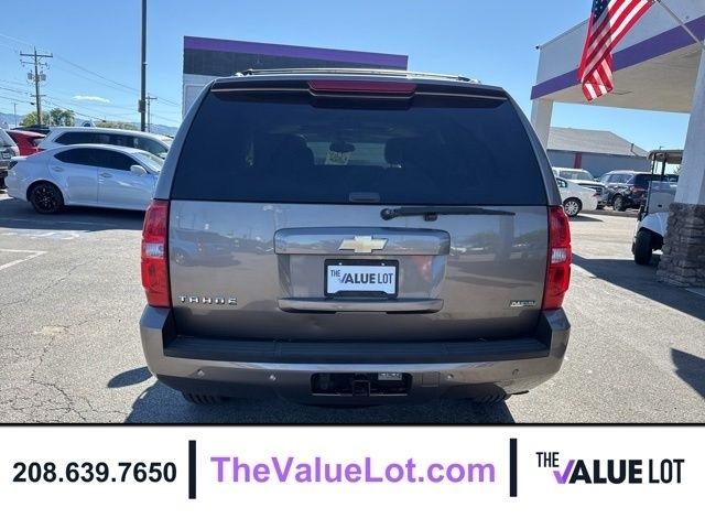 Chevrolet Tahoe  2011
