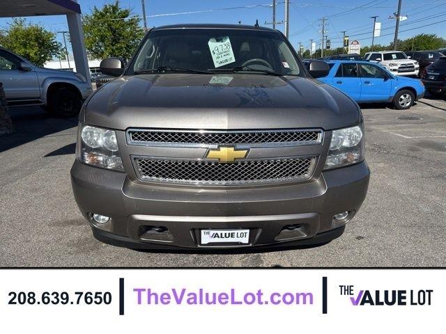 Chevrolet Tahoe  2011
