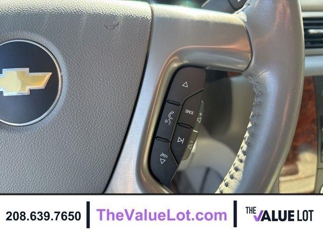Chevrolet Tahoe  2011