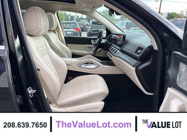 Mercedes-Benz GLS  2021