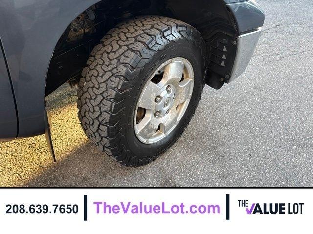 Toyota Tundra 4WD Truck  2008