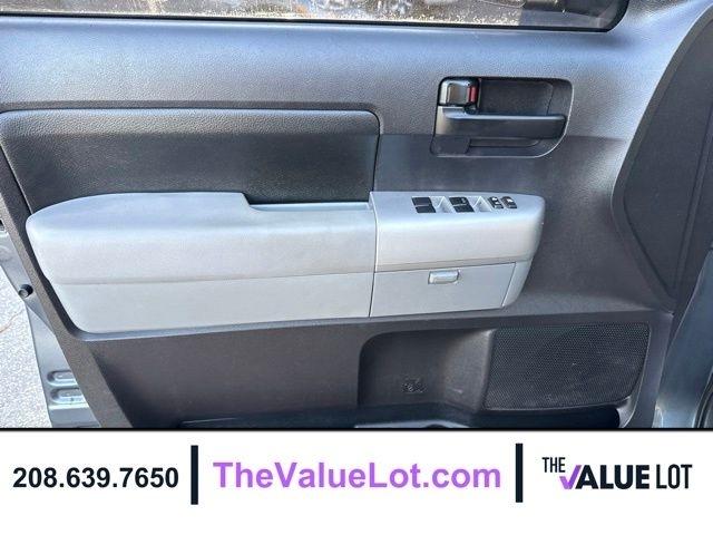 Toyota Tundra 4WD Truck  2008
