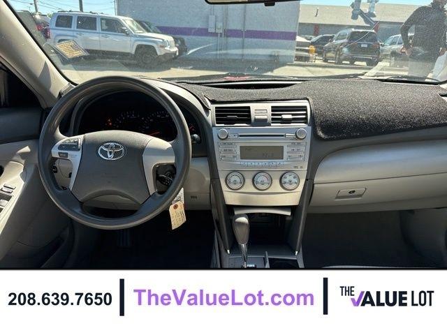 Toyota Camry  2010
