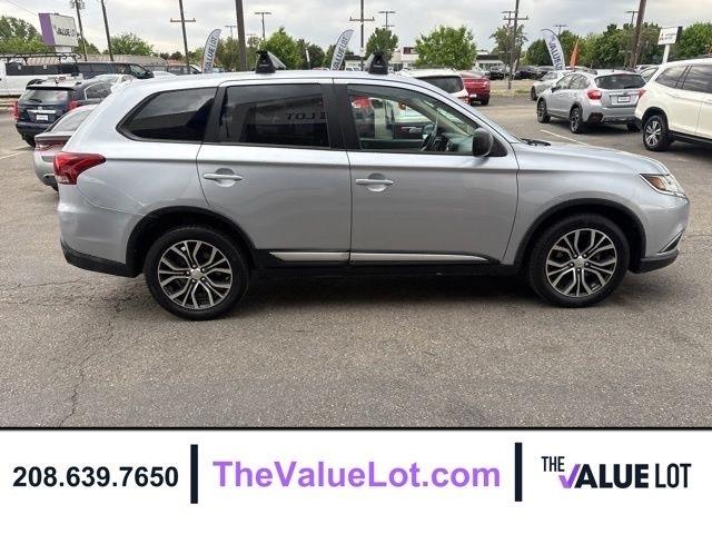 Mitsubishi Outlander  2017