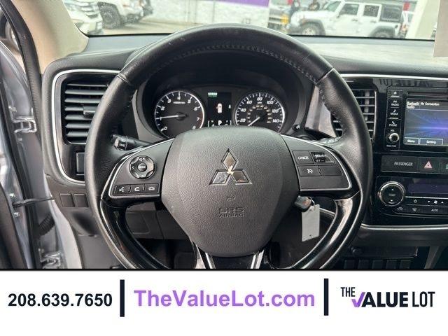 Mitsubishi Outlander  2017