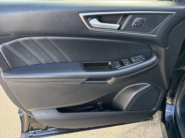 Ford Edge  2016