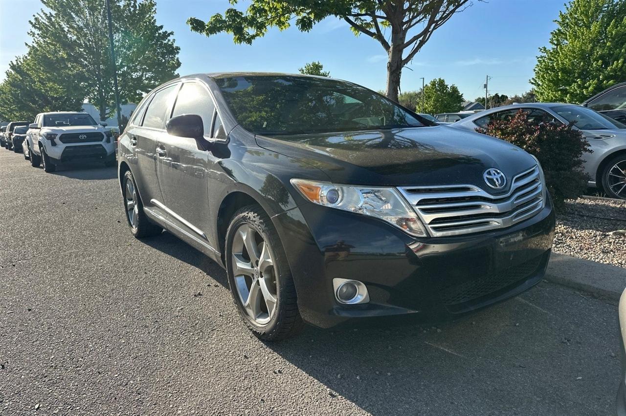 Toyota Venza  2011