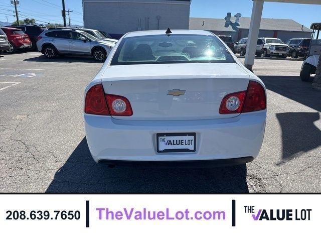 Chevrolet Malibu  2012