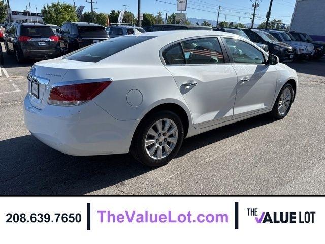 Buick LaCrosse  2010