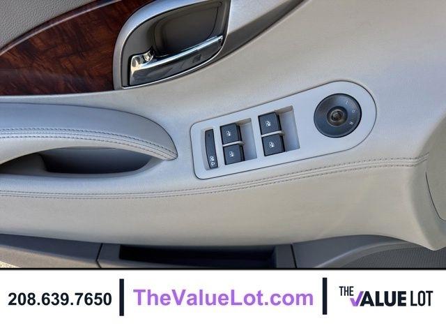 Buick LaCrosse  2010