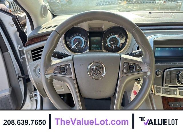 Buick LaCrosse  2010