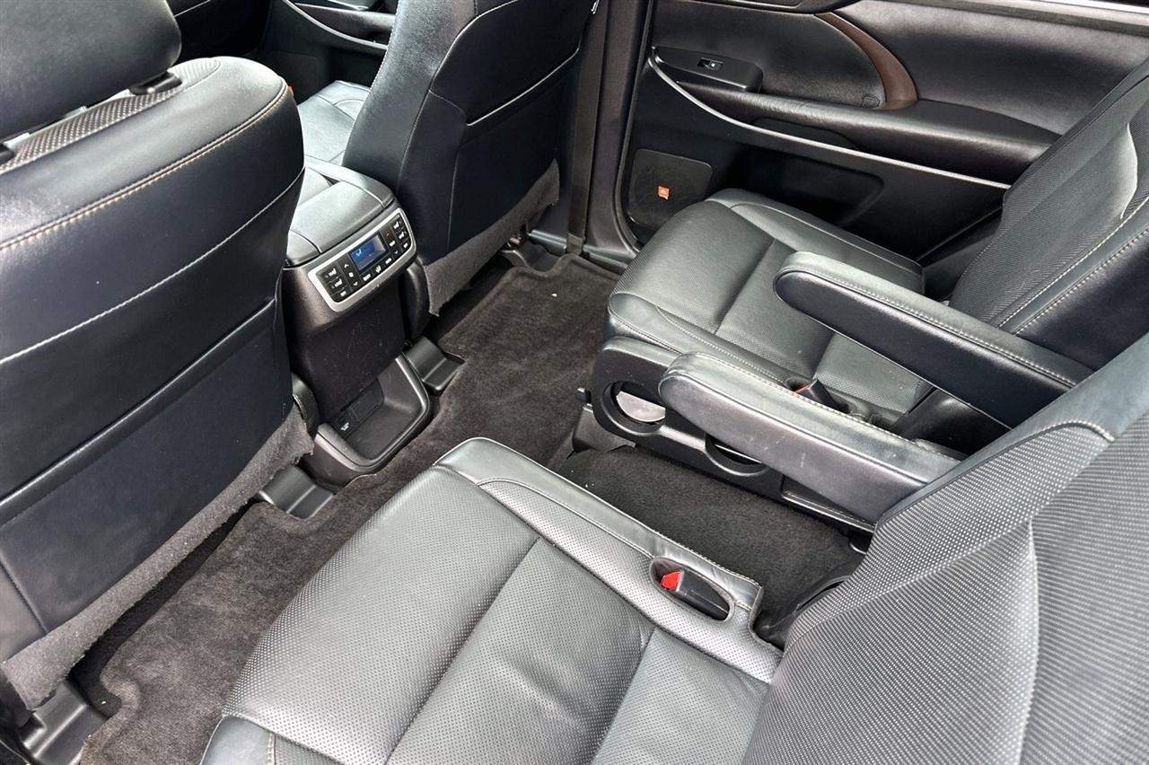 Toyota Highlander  2017