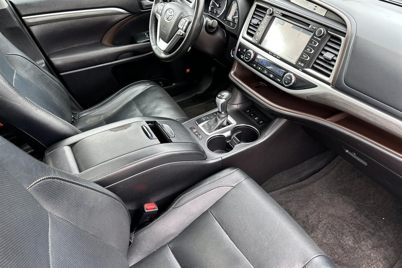 Toyota Highlander  2017