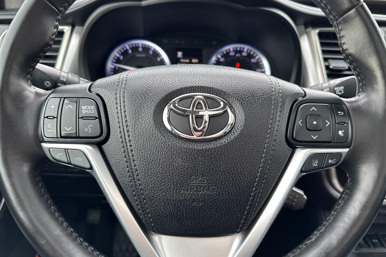 Toyota Highlander  2017