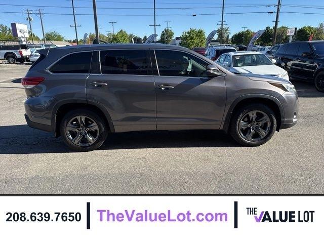 Toyota Highlander  2017