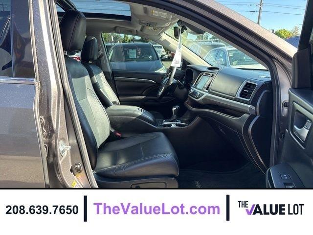 Toyota Highlander  2017