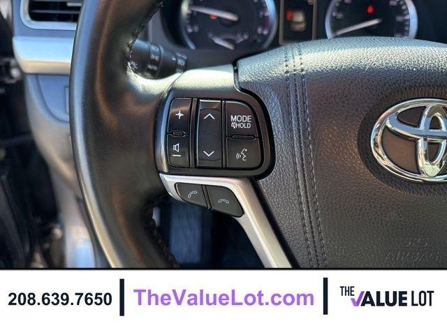 Toyota Highlander  2017