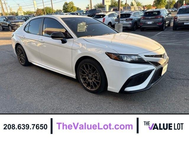 Toyota Camry  2023
