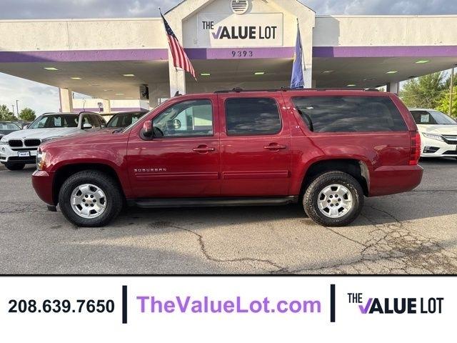 Chevrolet Suburban  2010