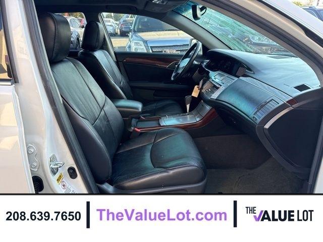 Toyota Avalon  2009