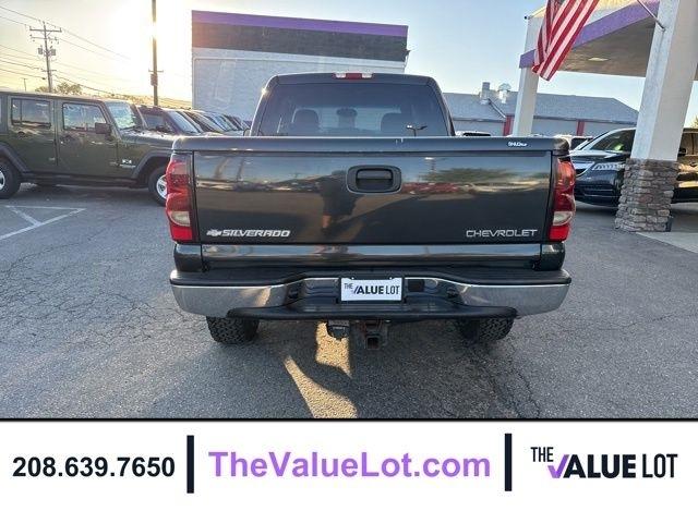 Chevrolet Silverado 2500 Crew Cab  2004