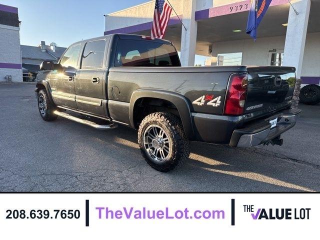 Chevrolet Silverado 2500 Crew Cab  2004