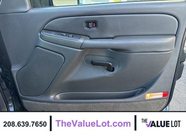 Chevrolet Silverado 2500 Crew Cab  2004