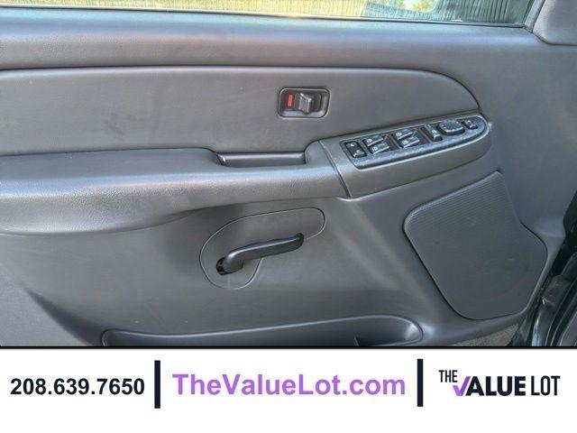 Chevrolet Silverado 2500 Crew Cab  2004