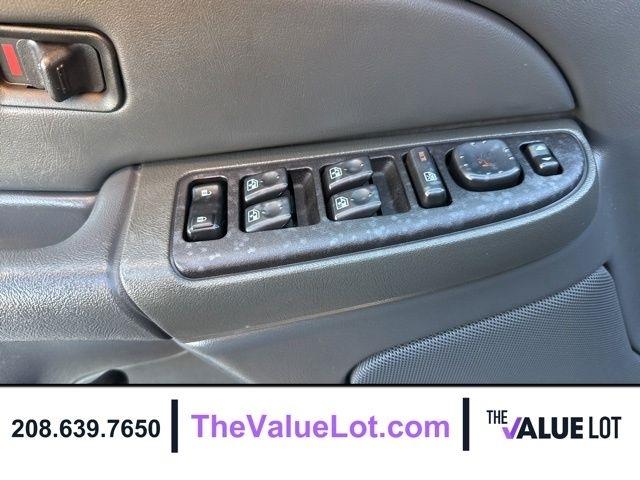 Chevrolet Silverado 2500 Crew Cab  2004
