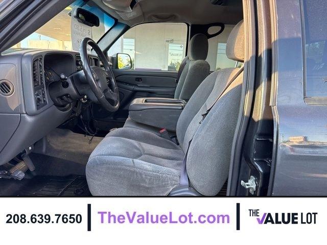 Chevrolet Silverado 2500 Crew Cab  2004