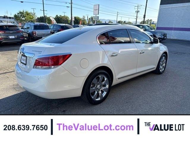 Buick LaCrosse  2010