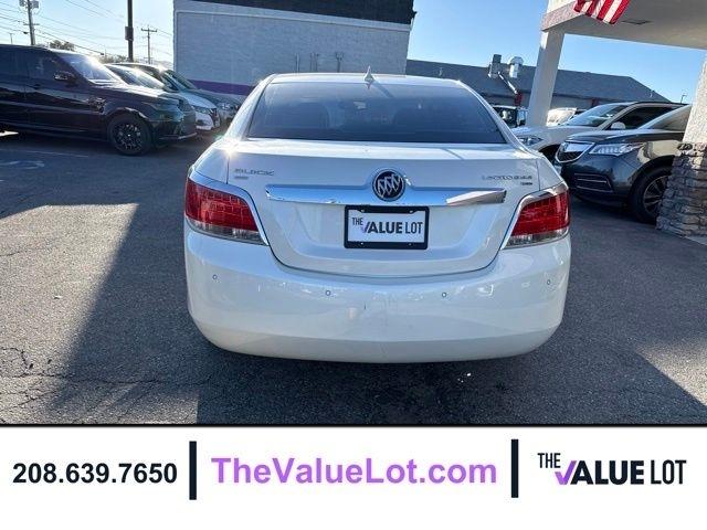 Buick LaCrosse  2010