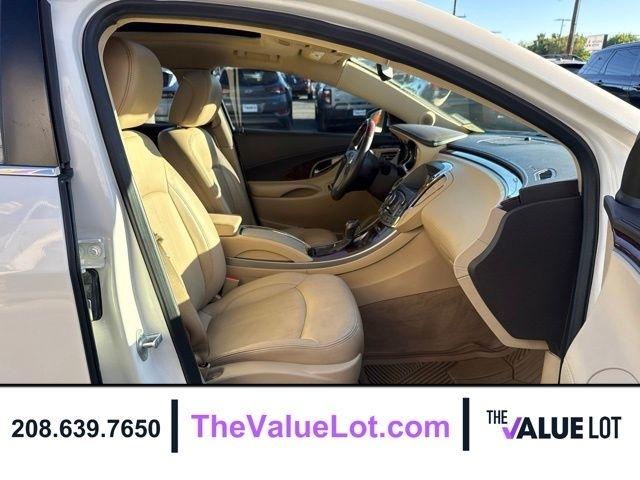 Buick LaCrosse  2010