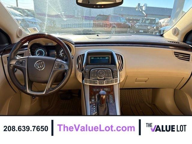 Buick LaCrosse  2010