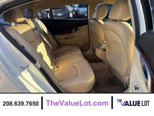 Buick LaCrosse  2010