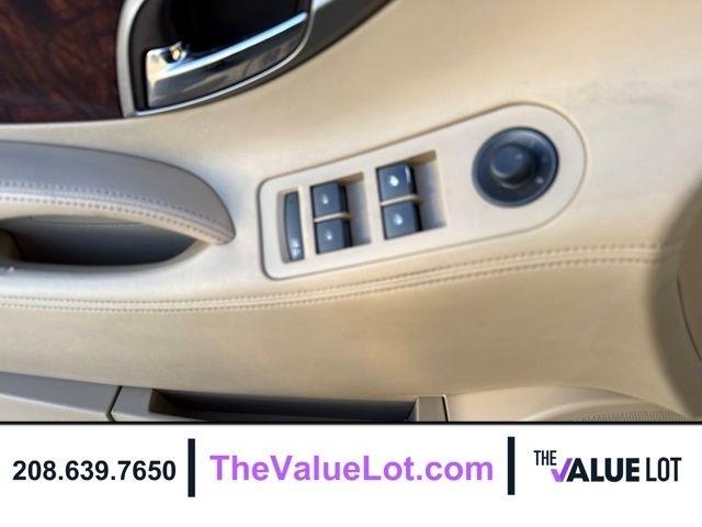 Buick LaCrosse  2010