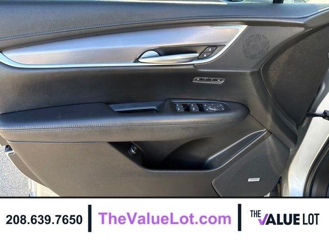 Cadillac XT5  2019