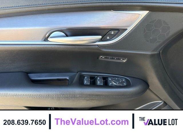 Cadillac XT5  2019