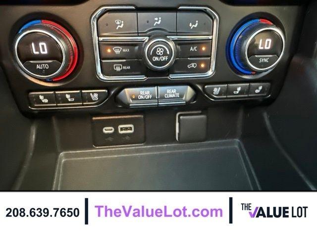 Chevrolet Tahoe  2021
