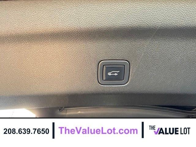 Chevrolet Tahoe  2021