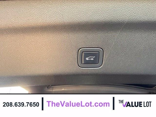 Chevrolet Tahoe photo 23