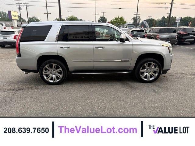 Cadillac Escalade  2017